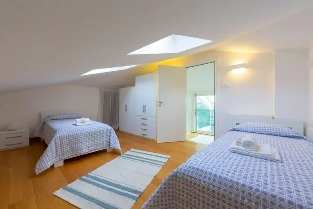 Villa, 5 Yatak Odası, Kişiye Özel Havuzlu, Göl Manzaralı