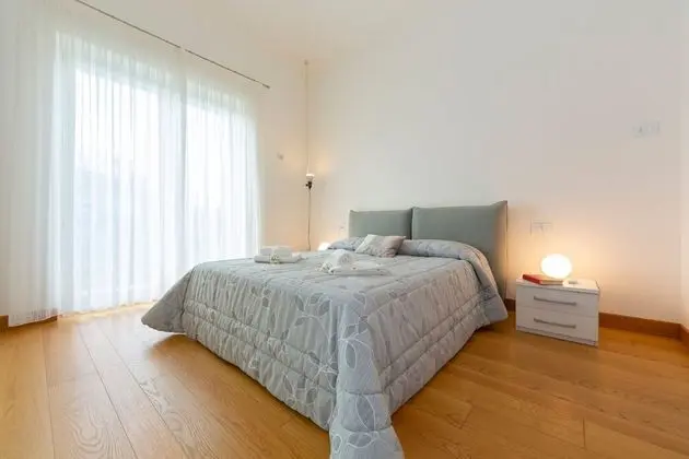 Villa, 5 Yatak Odası, Kişiye Özel Havuzlu, Göl Manzaralı