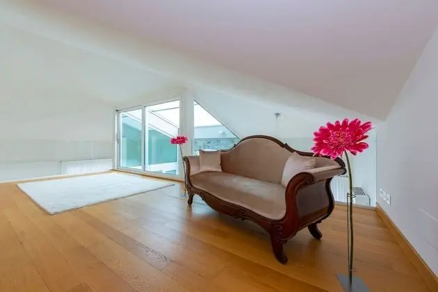 Villa, 5 Yatak Odası, Kişiye Özel Havuzlu, Göl Manzaralı