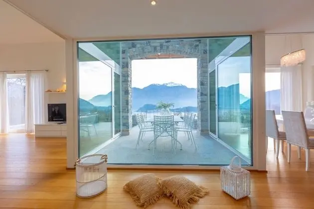 Villa, 5 Yatak Odası, Kişiye Özel Havuzlu, Göl Manzaralı