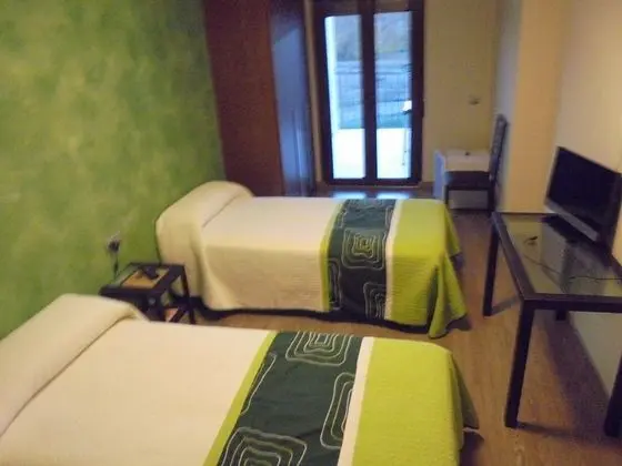 Tek Büyük Yataklı Oda