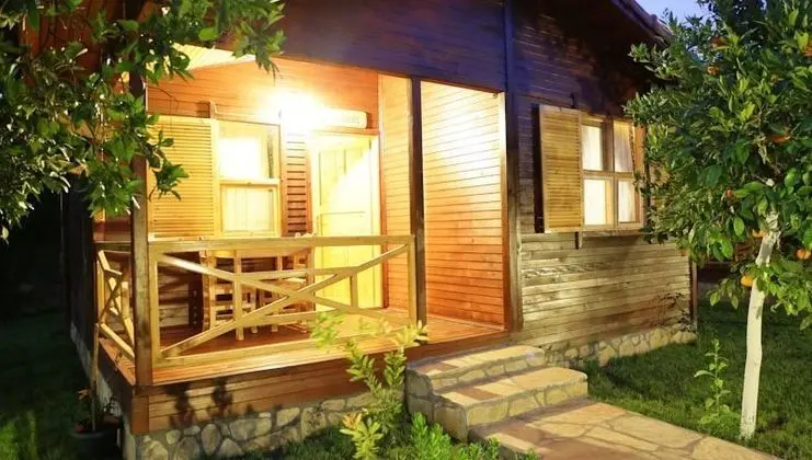 Bungalow, Bahçe Manzaralı
