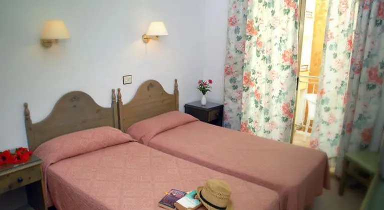 1 Çift Kişilik Veya 2 Tek Kişilik Yatak Promo