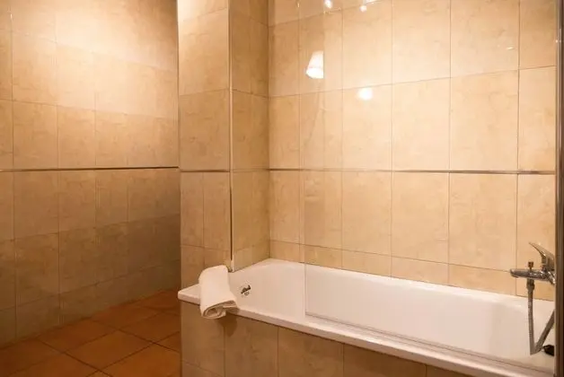 Standard Stüdyo, Özel Banyo