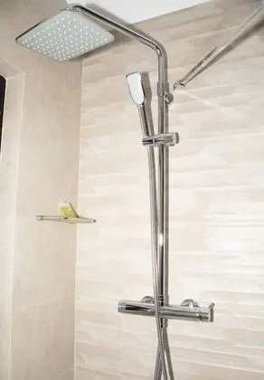 Tek Büyük Yataklı Oda, Özel Banyo (Uso individual)