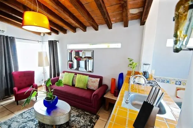 Penthouse, Breakfast Included