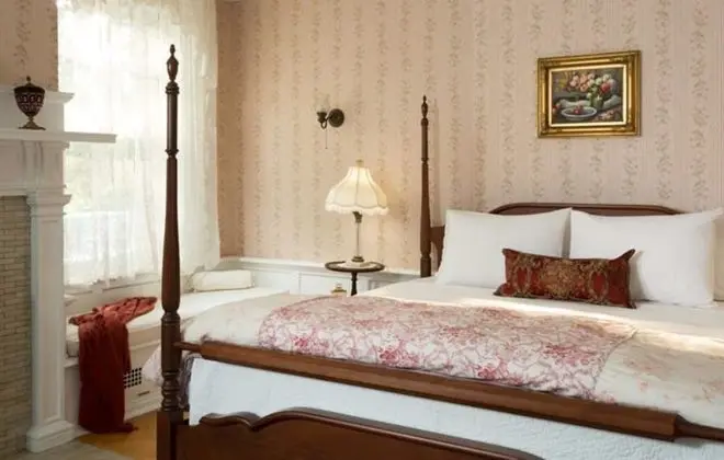 Oda, Özel Banyo (Marie Claire #7)