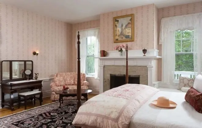 Oda, Özel Banyo (Marie Claire #7)