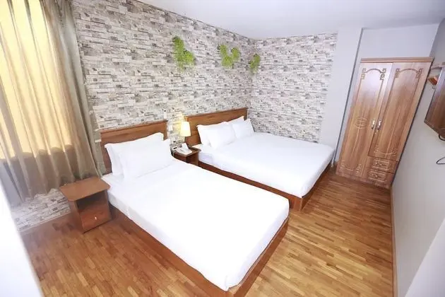 Suite Concept Room
