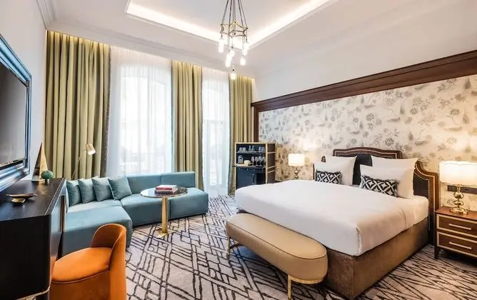 Deluxe Tek Büyük Yataklı Oda