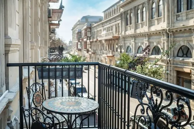 Deluxe Tek Büyük Yataklı Oda, Balkon