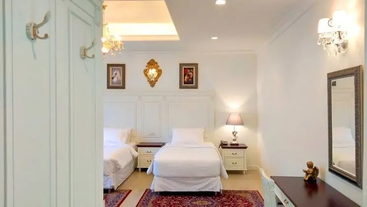 Luxury İki Ayrı Yataklı Oda, Banyolu/Duşlu, Havuz Manzaralı