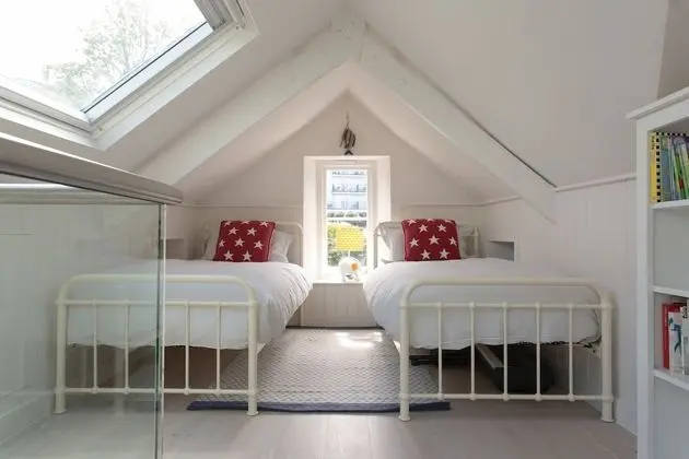 Ev (4 Bedrooms)
