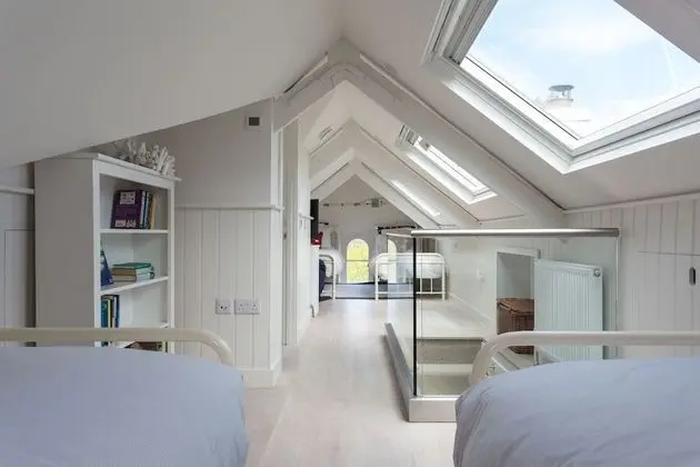 Ev (4 Bedrooms)