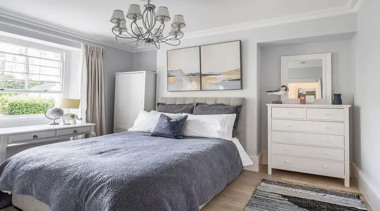 Ev (4 Bedrooms)