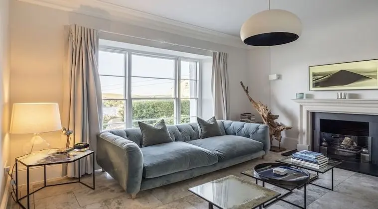 Ev (4 Bedrooms)