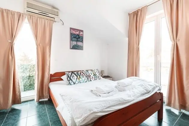 Comfort Apart Daire, 1 Büyük (Queen) Boy Yatak, Sigara İçilmez, Şehir Manzaralı