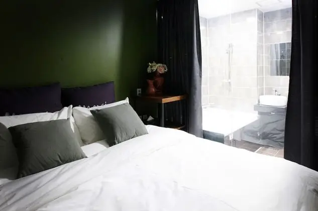 Standard Oda, Jakuzi