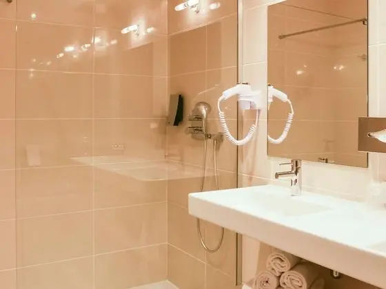 Superior Oda, 1 Büyük (Queen) Boy Yatak