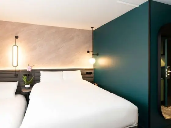 Oda, 1 Çift Kişilik Yatak ve Çekyat (Privilege)