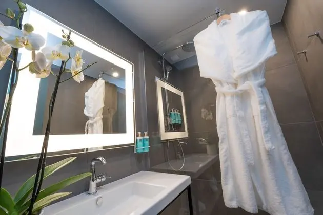 Oda, 1 Çift Kişilik Yatak ve Çekyat (Privilege)