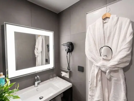 Oda, 1 Çift Kişilik Yatak ve Çekyat (Privilege)