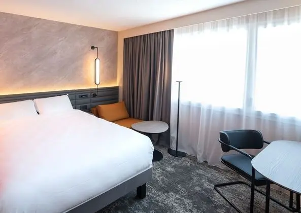 Oda, 1 Çift Kişilik Yatak ve Çekyat (Privilege)