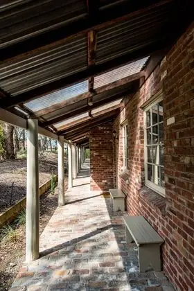 Oda, Birden Çok Yatak (Courtyard)