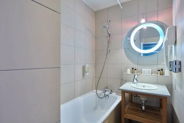 Standard Tek Büyük Yataklı Oda