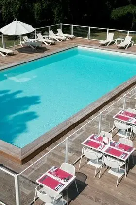 Superior Tek Büyük Yataklı Oda, 1 Çift Kişilik Yatak ve Çekyat, Bahçe Manzaralı
