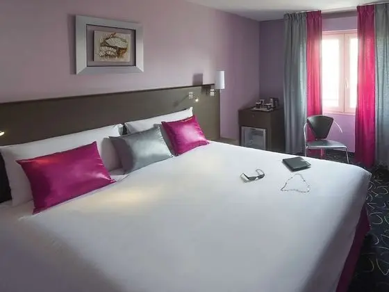 Classic Oda, 1 Büyük (Queen) Boy Yatak, Sigara İçilmez