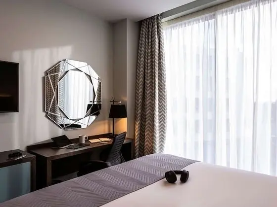 Tek Büyük Yataklı Oda, 1 Çift Kişilik Yatak