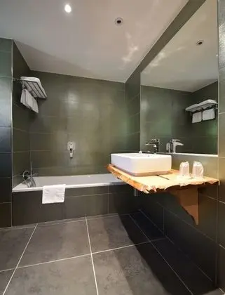 Privilege, Oda, 1 Çift Kişilik Yatak, Havuz Manzaralı