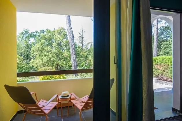 Superior Oda, 1 Çift Kişilik Yatak, Havuz Manzaralı