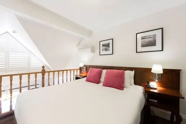 Deluxe Çatı Katı (Loft), 1 En Büyük (King) Boy Yatak