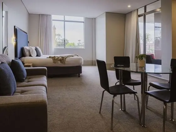 Deluxe Oda, 1 En Büyük (King) Boy Yatak, Balkon
