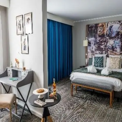 SUITE