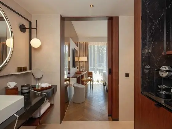 Deluxe Oda, 1 Büyük (Queen) Boy Yatak, Balkon, Manzaralı