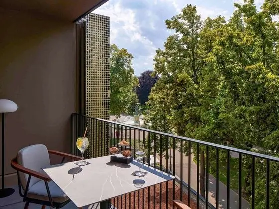 Deluxe Oda, 1 Büyük (Queen) Boy Yatak, Balkon, Manzaralı