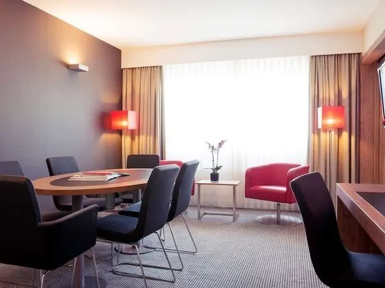 Süit, 1 Çift Kişilik Yatak (Separate Lounge Area)