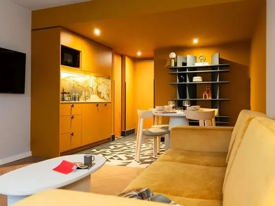 Süit, 1 Çift Kişilik Yatak (Separate Lounge Area)