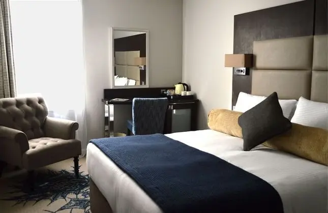 Comfort Tek Büyük Yataklı Oda