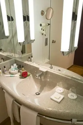 Standard Oda, 1 Çift Kişilik Yatak