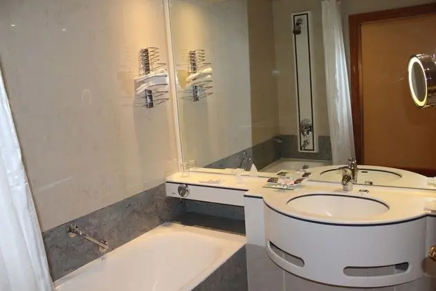 Deluxe Tek Büyük Yataklı Oda, 1 Çift Kişilik Yatak