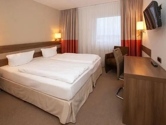 Tek Büyük veya İki Ayrı Yataklı Oda