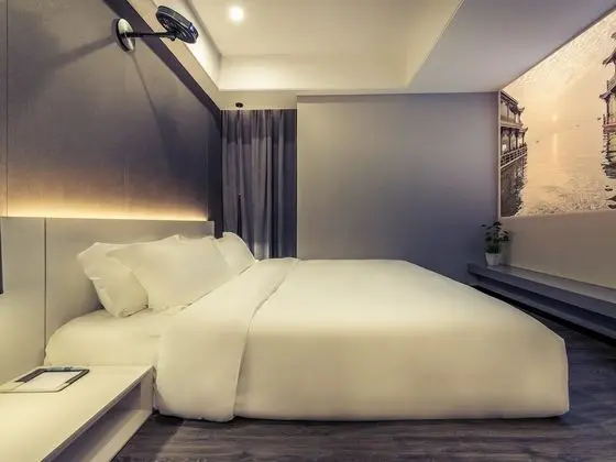 Standard Oda, 1 En Büyük (King) Boy Yatak