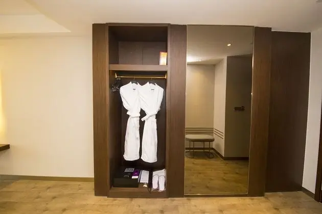 Deluxe Süit, 1 En Büyük (King) Boy Yatak