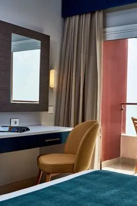 Privilege, Oda, 2 Tek Kişilik Yatak, Balkon, Göl Manzaralı