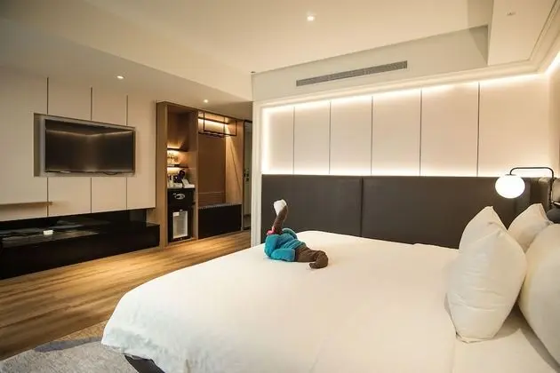 Privilege, Oda, 1 En Büyük (King) Boy Yatak