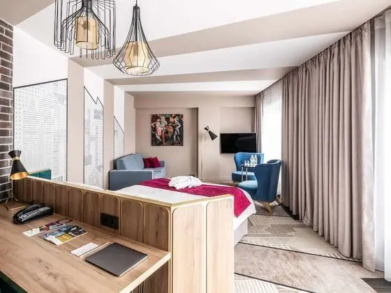 Deluxe Tek Büyük Yataklı Oda, 1 Çift Kişilik Yatak, Şehir Manzaralı (Family)